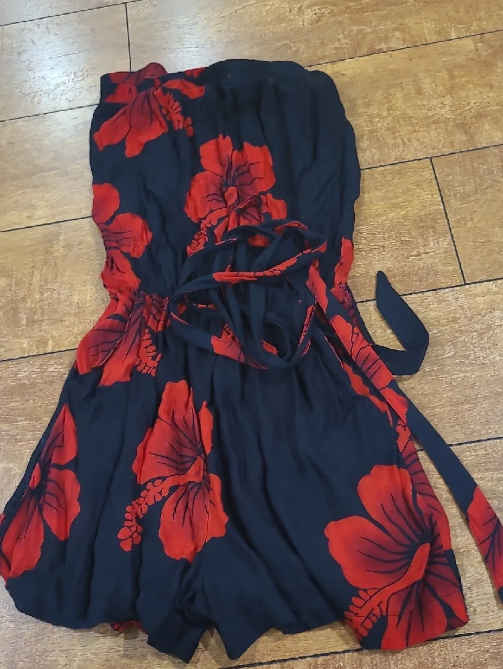Lot Of 3 Rompers - Picture 7 of 7